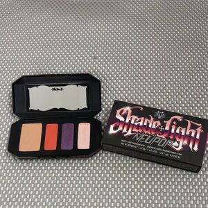 Kat Von D Shade + Light Neupop Kitten Mini.